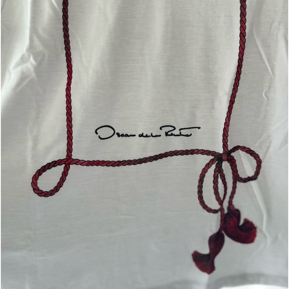 Oscar de la Renta - Picture 5 of 9